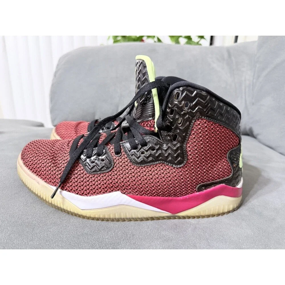 Jordan Spike Forty Black Varsity Red Classic Green 819952-605 Size 13 men’s